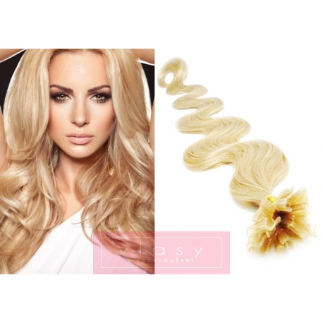 Vlnité vlasy evropského typu k prodlužování keratinem 60cm - nejsvětlejší blond