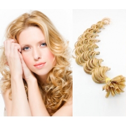 Kudrnaté vlasy evropského typu k prodlužování keratinem 60cm - přírodní blond